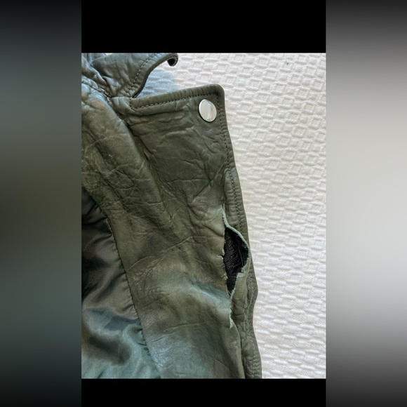 Madewell The Washed Leather Motorcycle Jacket - Picture 14 of 16